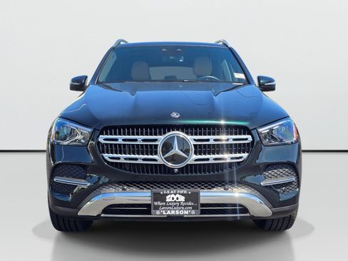 Used 2024 Mercedes-Benz GLE 350 4MATIC w/ Driver Assistance Package image 9