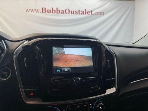 Used 2019 Chevrolet Traverse LS FWD image 14