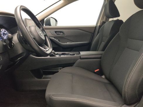 Used 2023 Nissan Rogue S AWD/4WD image 17