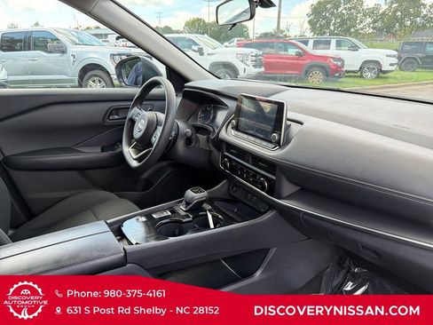Certified 2024 Nissan Rogue S FWD image 36