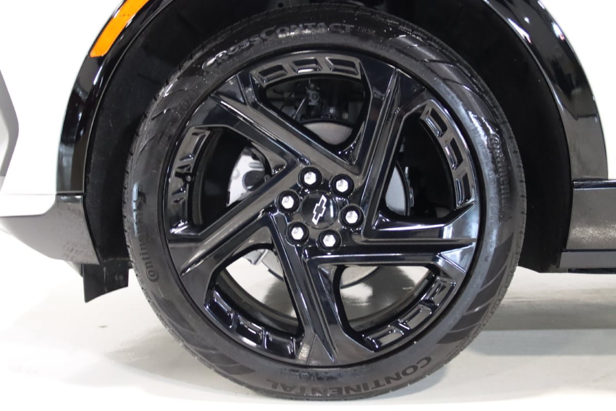 Used 2025 Chevrolet Equinox EV RS FWD image 81
