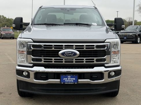 Used 2024 Ford F250 XLT image 3