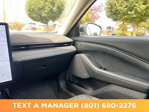 Used 2021 Ford Mustang Mach-E Premium AWD/4WD image 27