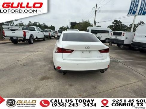 Used 2016 Lexus IS 200t RWD image 7