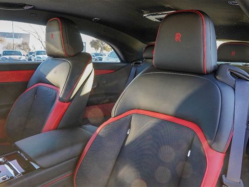 New 2026 Rolls-Royce Spectre image 21