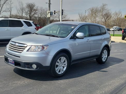 Used 2012 Subaru Tribeca Premium image 3