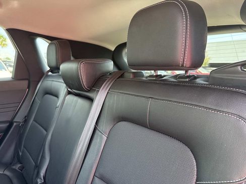 Used 2022 Ford Escape SEL image 15