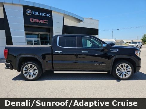 Used 2022 GMC Sierra 1500 Denali w/ Denali Premium Package image 8