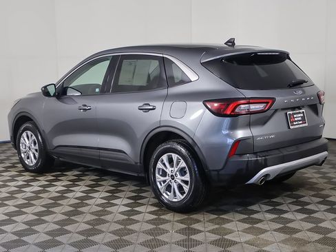 Used 2024 Ford Escape Active AWD/4WD image 9