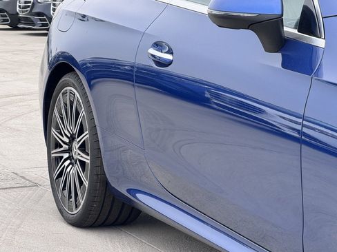 Used 2024 Mercedes-Benz CLE 300 4MATIC Coupe image 5