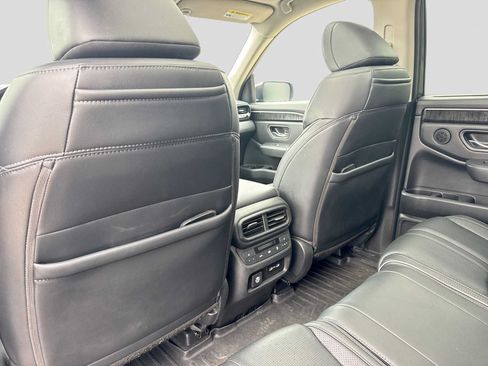 Used 2023 Honda Pilot Elite image 17