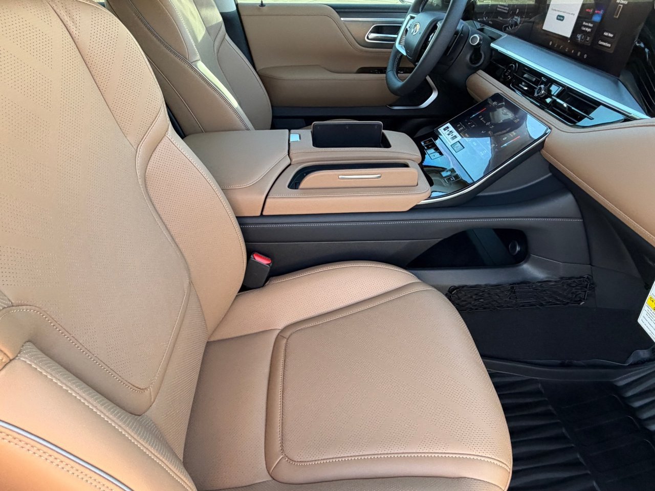 New 2027 INFINITI QX80 Luxe RWD image 12
