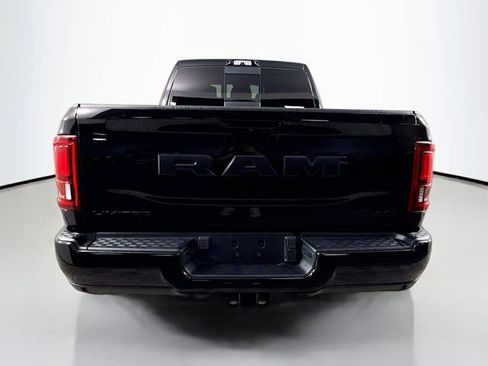 Used 2025 RAM 2500 Limited AWD/4WD image 6