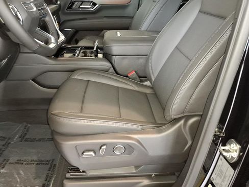 New 2026 GMC Yukon Denali AWD/4WD image 14