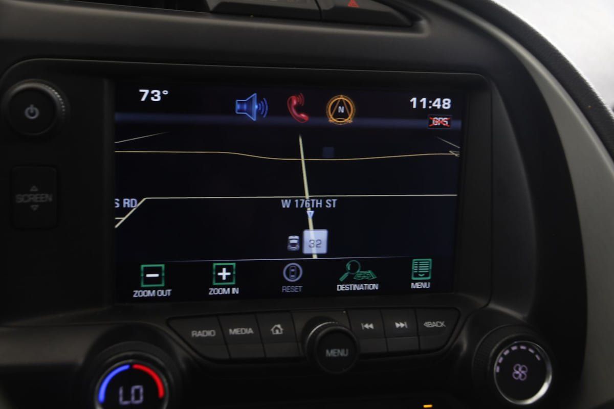 Used 2015 Chevrolet Corvette Stingray Coupe w/ ZF1 Appearance Package RWD image 8