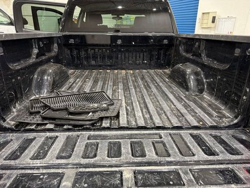 Used 2017 Chevrolet Silverado 1500 LT w/ All Star Edition AWD/4WD image 19