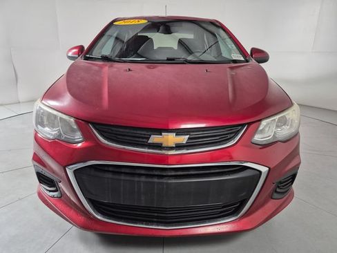 Used 2018 Chevrolet Sonic LT w/ Convenience Package FWD image 7