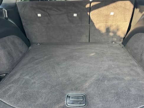 Used 2019 Jeep Grand Cherokee Limited w/ Luxury Group II image 15