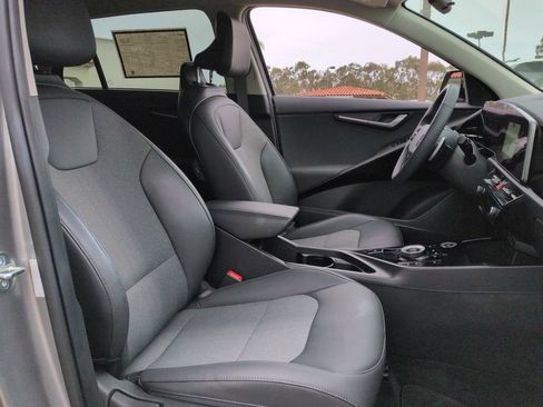 Certified 2023 Kia Niro Wind FWD image 29