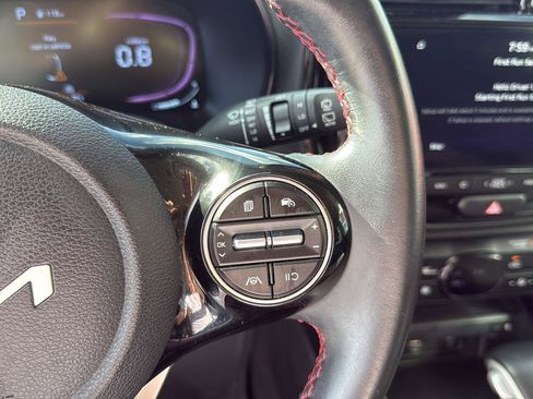 Used 2025 Kia Soul GT-Line FWD image 20