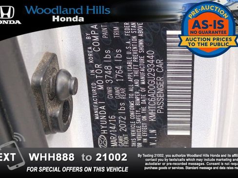 Used 2016 Hyundai Veloster w/ Option Group 02 image 27