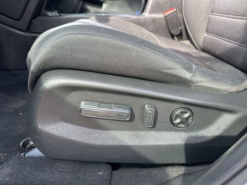 Used 2022 Honda CR-V EX image 17