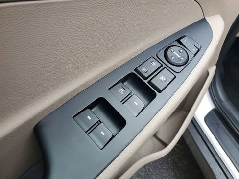 Used 2020 Hyundai Tucson Value w/ Cargo Package image 17