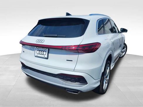 New 2025 Audi Q5 Premium Plus image 6