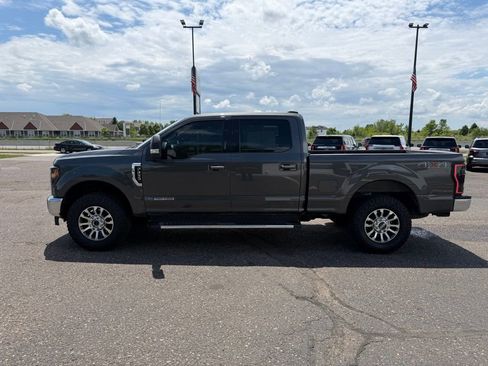 Used 2020 Ford F250 Lariat w/ Lariat Value Package AWD/4WD image 9