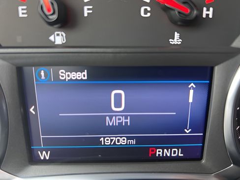 Used 2022 Chevrolet Equinox LT w/ LPO, Floor Liner Package image 23