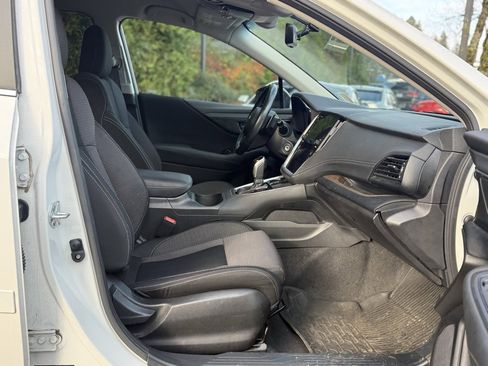 Used 2021 Subaru Outback Premium image 17