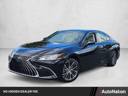 Used 2025 Lexus ES 350 w/ Premium Package