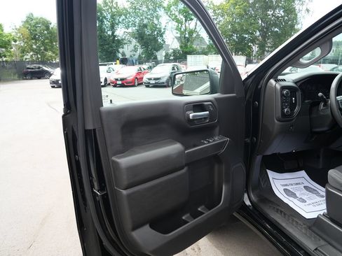 Used 2021 Chevrolet Silverado 1500 Custom Trail Boss AWD/4WD image 16