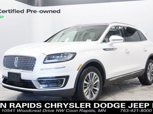Used 2019 Lincoln Nautilus Select image 1