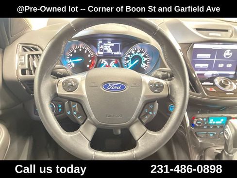 Used 2014 Ford Escape Titanium w/ Equipment Group 401A AWD/4WD image 27