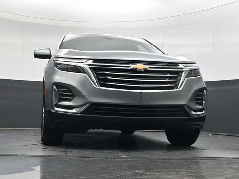 Used 2023 Chevrolet Equinox Premier FWD image 41