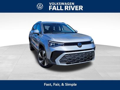 New 2026 Volkswagen Taos SE