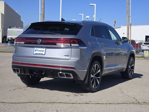 New 2026 Volkswagen Atlas Cross Sport SEL Premium R-Line AWD/4WD image 4
