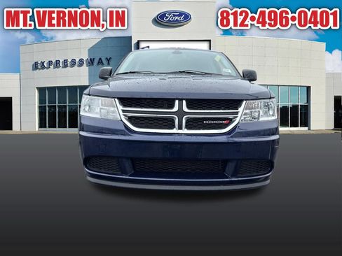 Used 2020 Dodge Journey SE FWD image 3