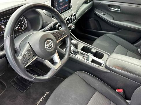 Used 2021 Nissan Sentra SV w/ Trunk Package image 4