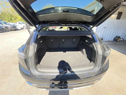 Used 2023 Buick Envision Avenir image 24