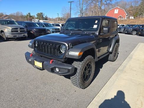 Certified 2024 Jeep Wrangler Willys image 3