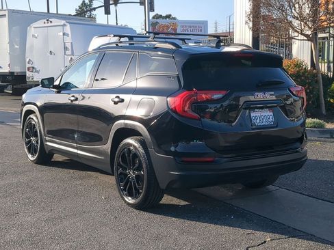 Used 2019 GMC Terrain SLE w/ Driver Convenience Package image 4