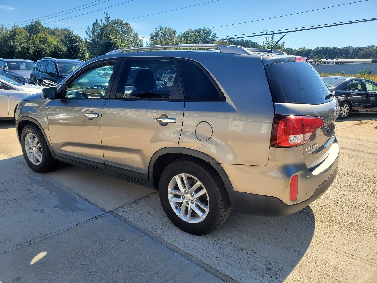 Used 2014 Kia Sorento LX FWD image 11
