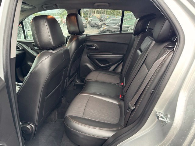 Used 2019 Chevrolet Trax LT w/ LT Convenience Package AWD/4WD image 18