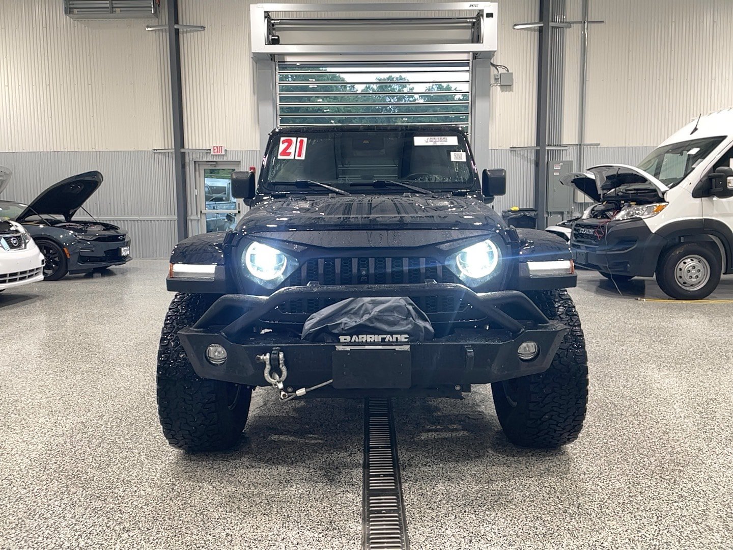 Used 2021 Jeep Wrangler Unlimited Rubicon w/ Xtreme Recon 35" Tire Package AWD/4WD image 3