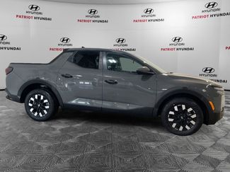 New 2026 Hyundai Santa Cruz SE video 3