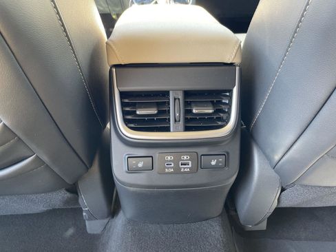 Used 2024 Subaru Outback Limited image 10
