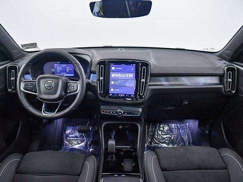 Certified 2023 Volvo C40 P8 Recharge Plus image 15