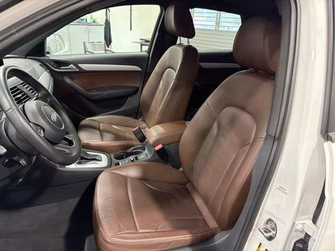 Used 2018 Audi Q3 2.0T Premium FWD image 11